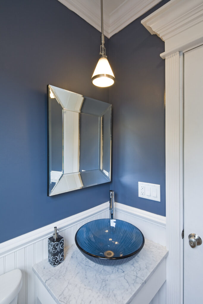 FirstFloorBathroom6978v3